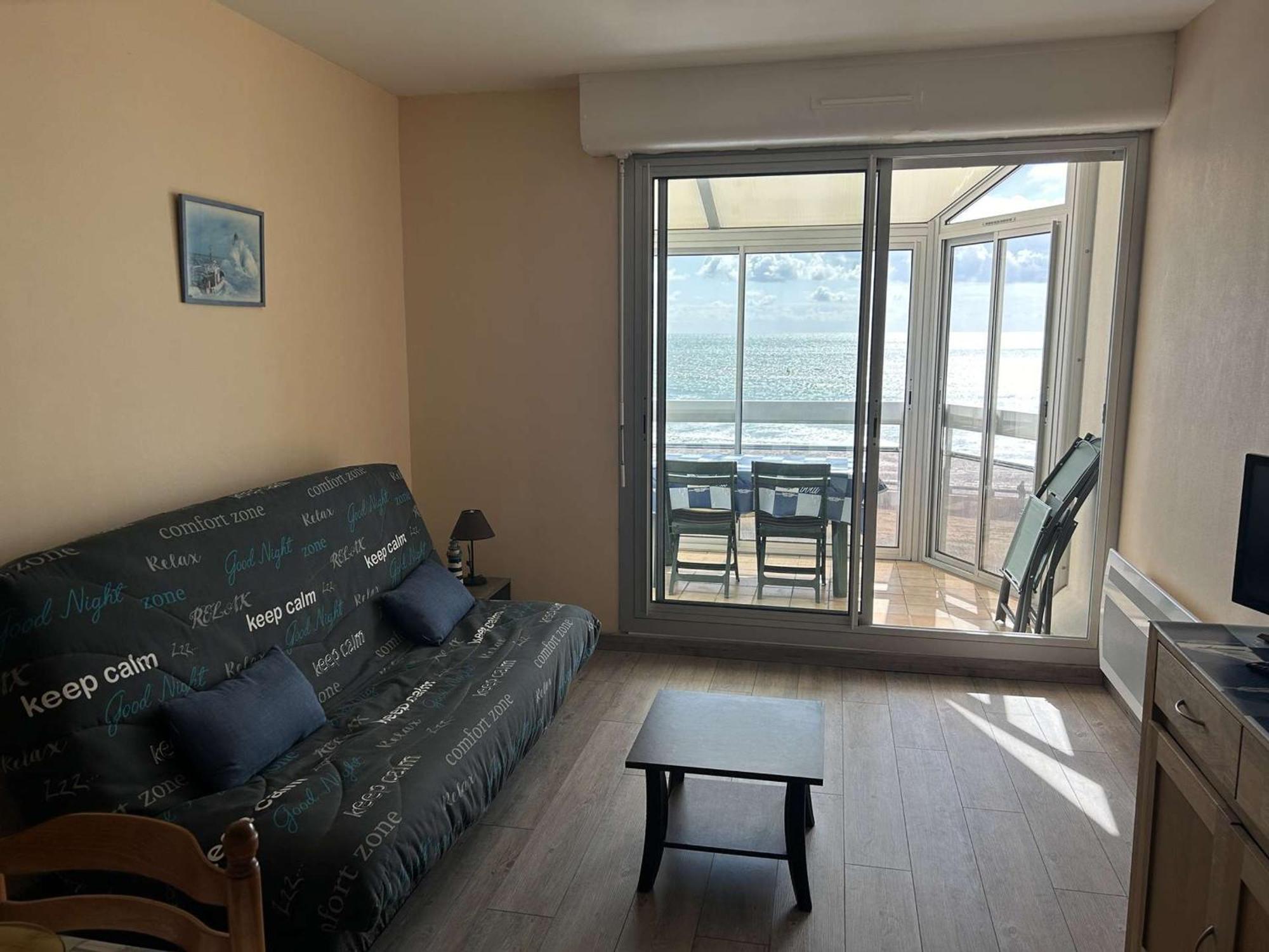 Appartement 2 Pieces Avec Balcon Et Parking A Saint-Gilles-Croix-De-Vie - Fr-1-224-39 외부 사진